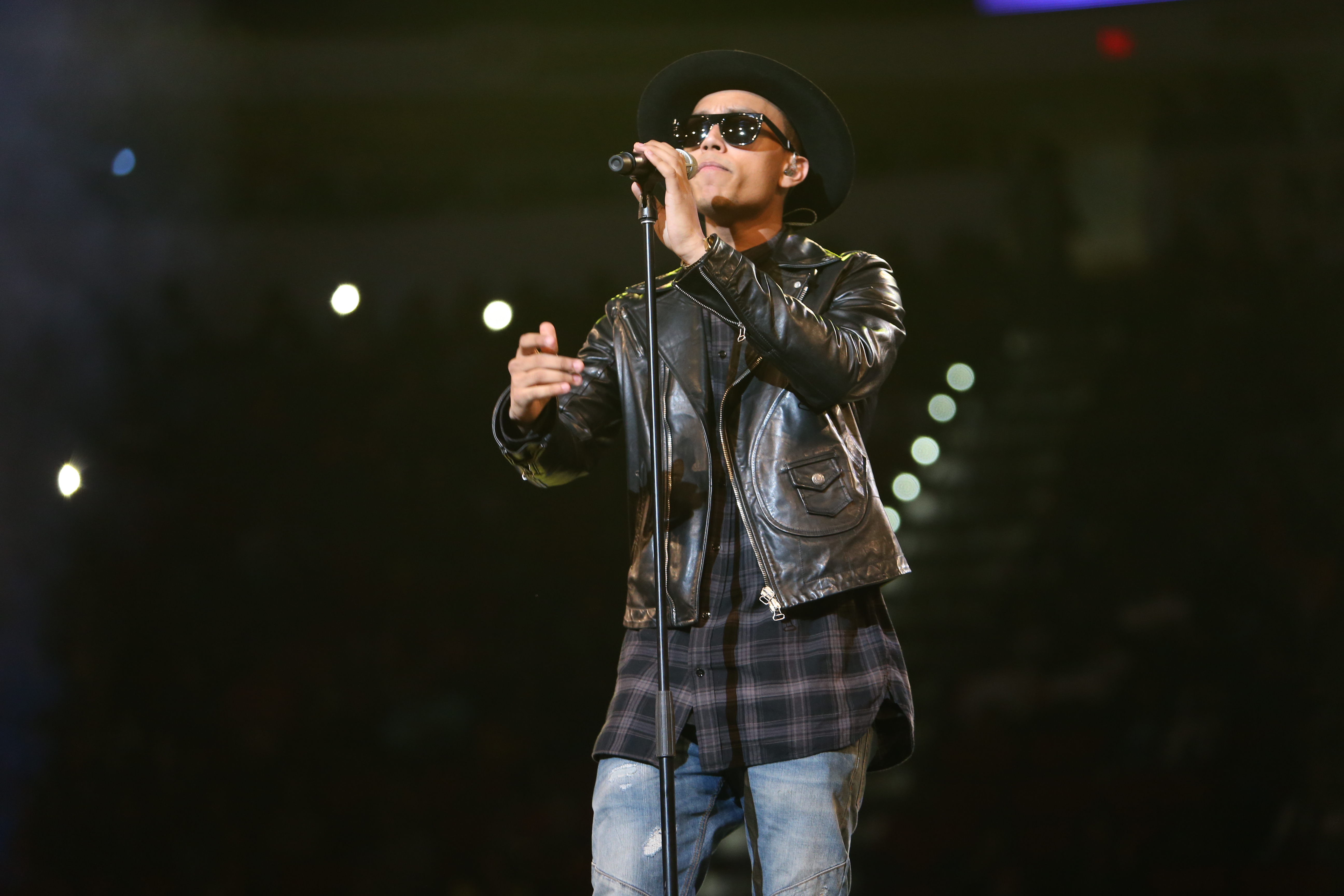 Sebastian Mikael At Women's Empowerment 2014 [PHOTOS]