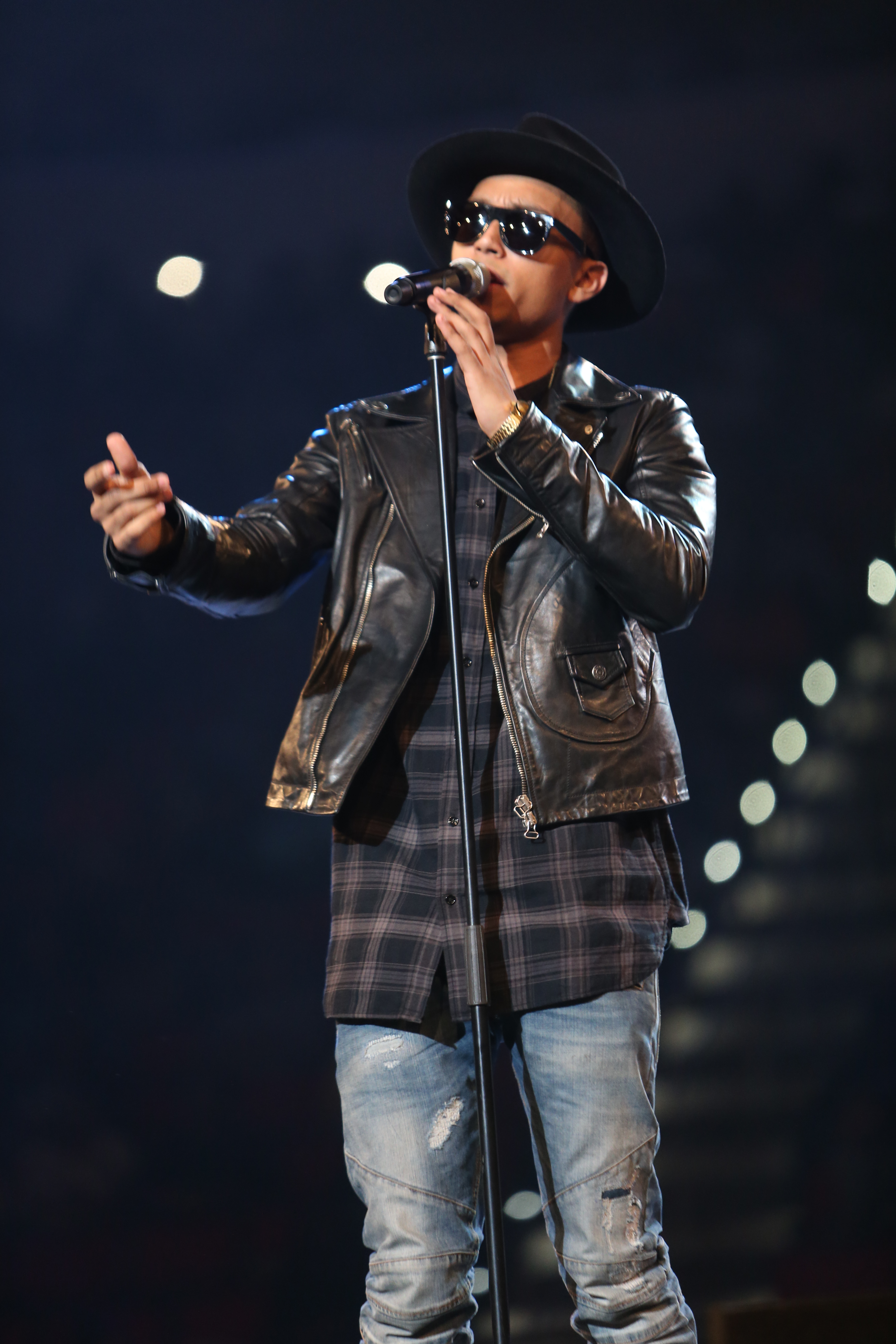 Sebastian Mikael At Women's Empowerment 2014 [PHOTOS]