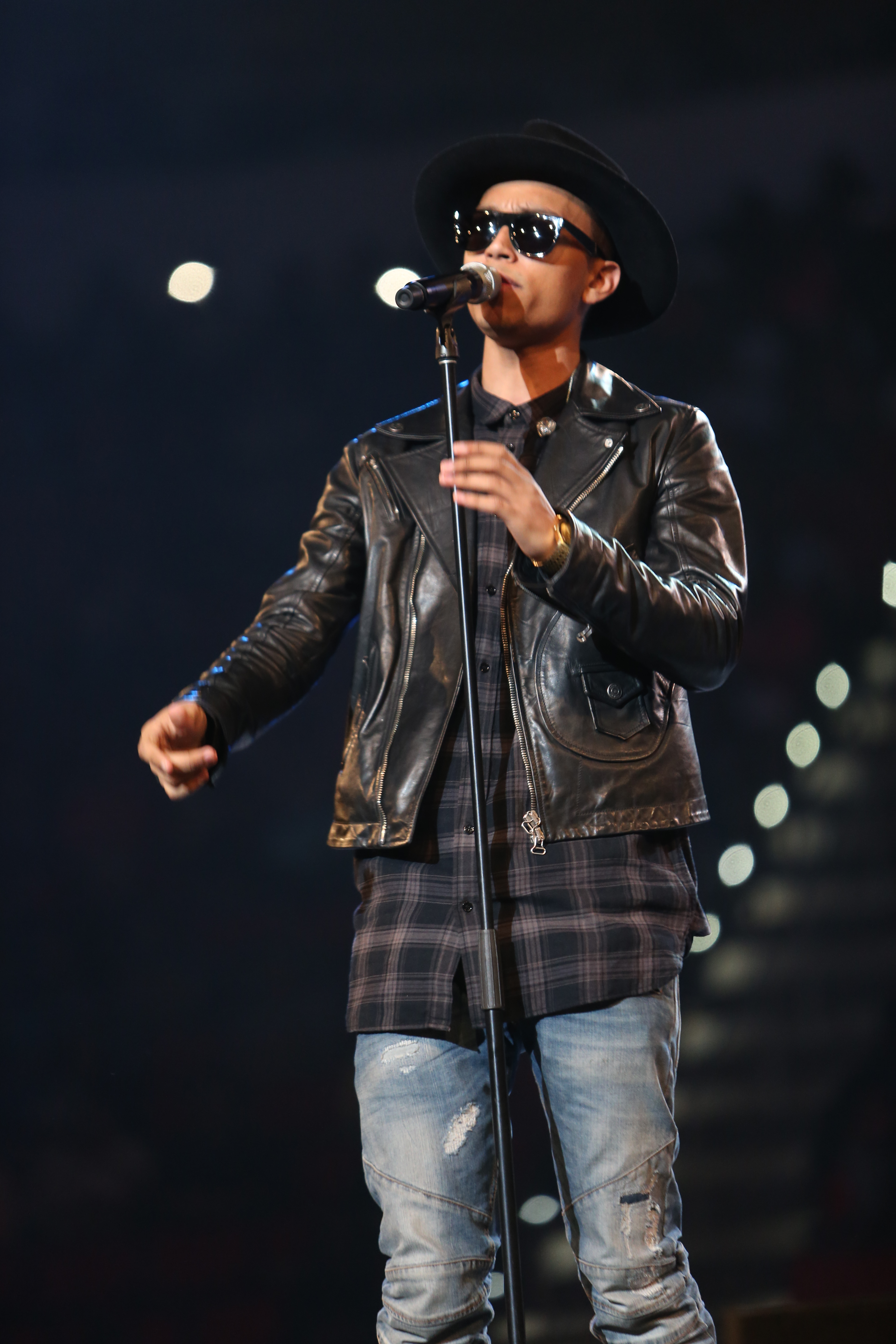 Sebastian Mikael At Women's Empowerment 2014 [PHOTOS]