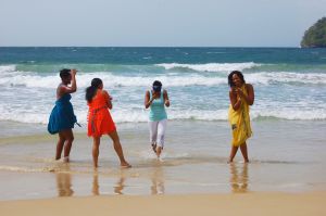 Girlfriends' Getaway Group Beach 2