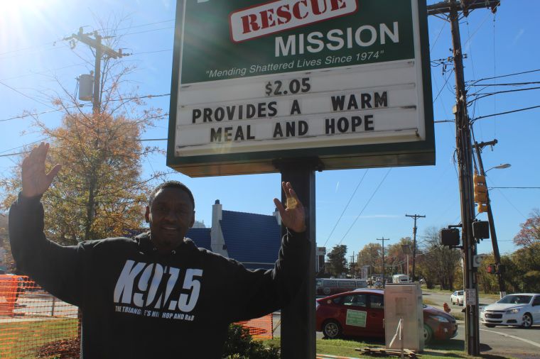 2015 Thanksgiving Turkey Giveaway [PHOTOS]