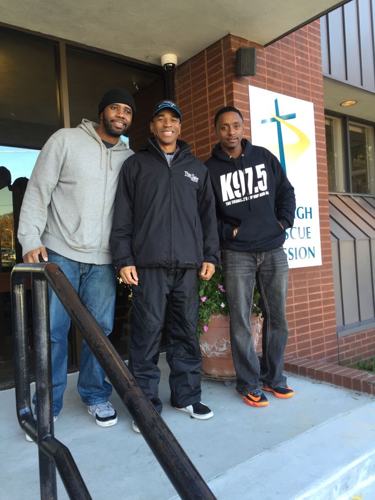 2015 Thanksgiving Turkey Giveaway [PHOTOS]