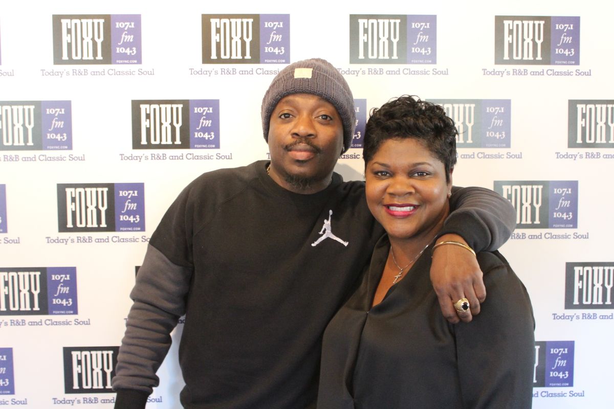Anthony HamiltonMeet N Greet with Foxy 107.1/104. at Cracker Barrel