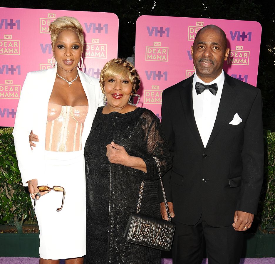 VH1's 2nd Annual 'Dear Mama: An Event To Honor Moms' - Arrivals