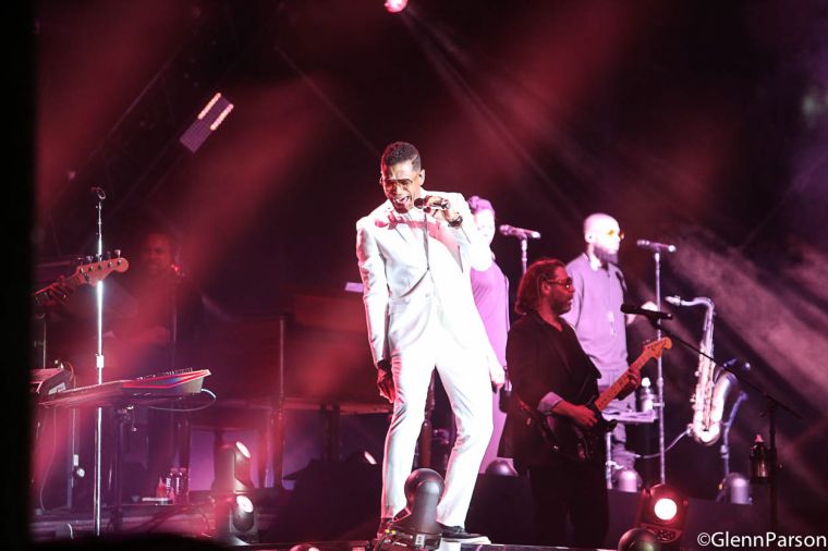 Maxwell Concert – Raleigh
