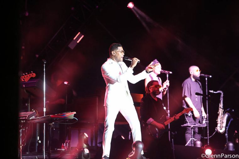 Maxwell Concert - Raleigh