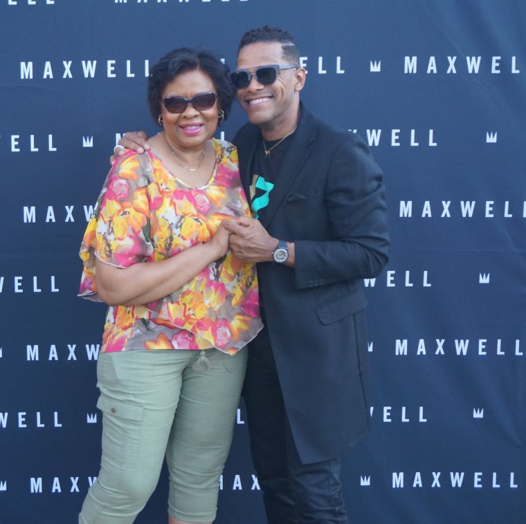 Maxwell, Ledisi, & Leela James Meet & Greet