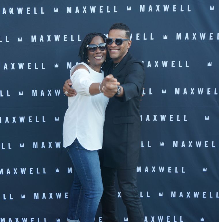 Maxwell, Ledisi, & Leela James Meet & Greet