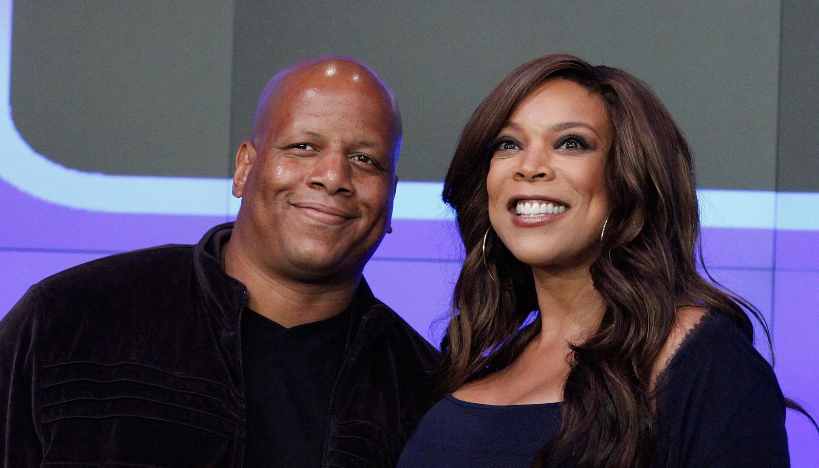 Wendy Williams Rings The NASDAQ Opening Bell - August 25, 2010