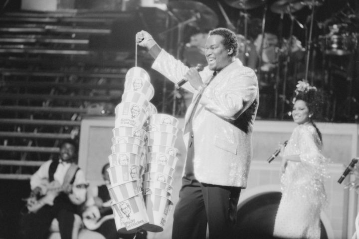 Luther Vandross Performing on Stage