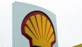 Shell annouces profits