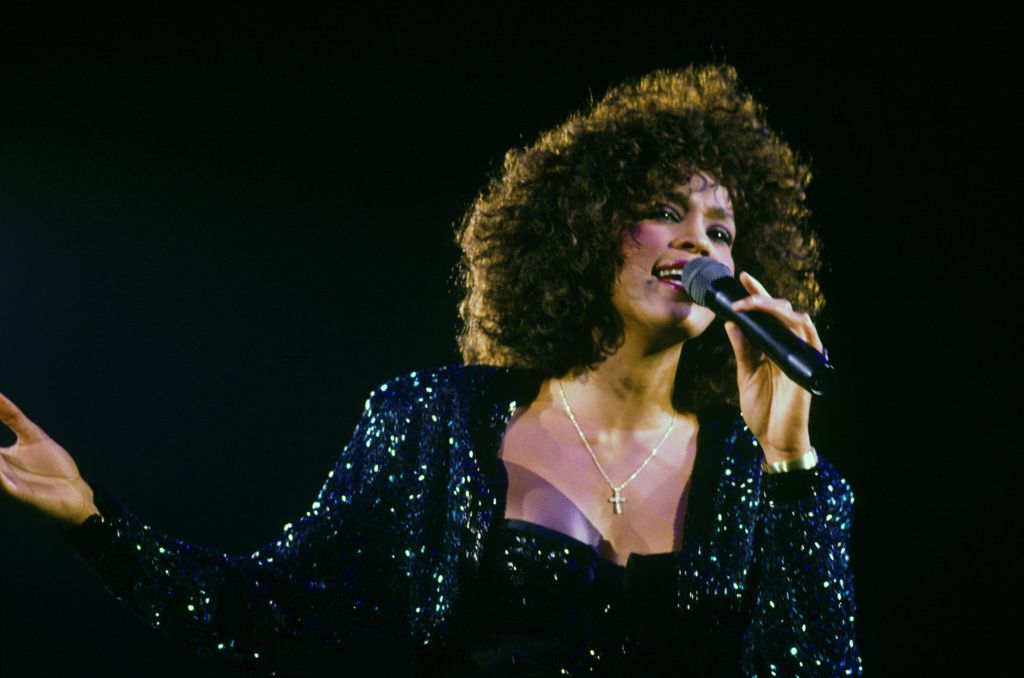 Whitney Houston Performing In Paris