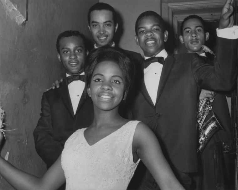 Gladys Knight And The Pips At the Apollo
