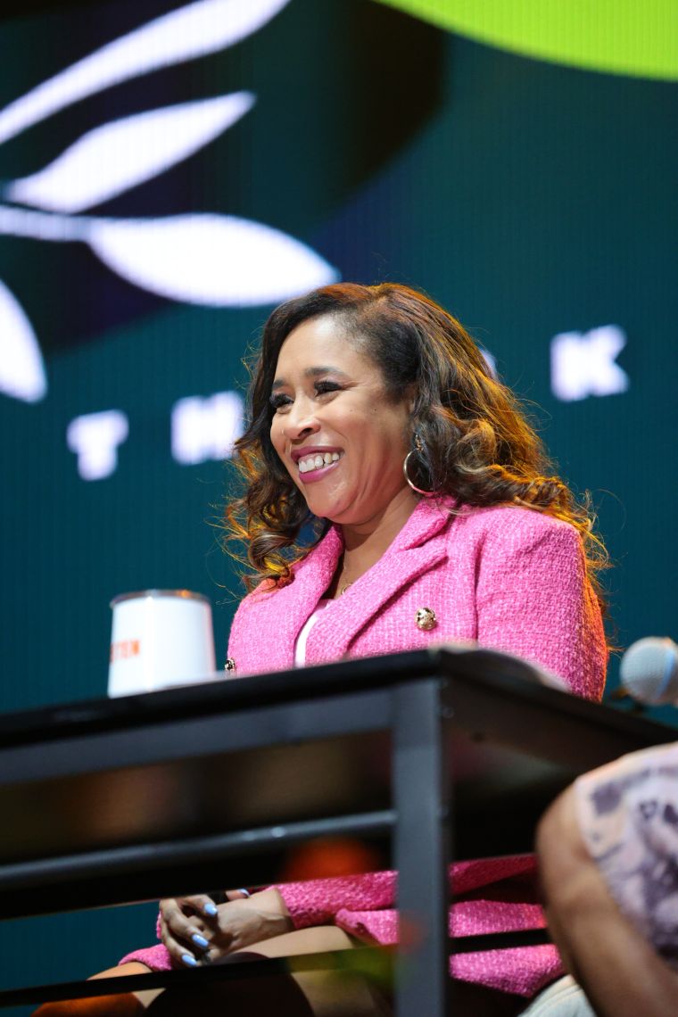 Karen Clark of Foxy 107/104