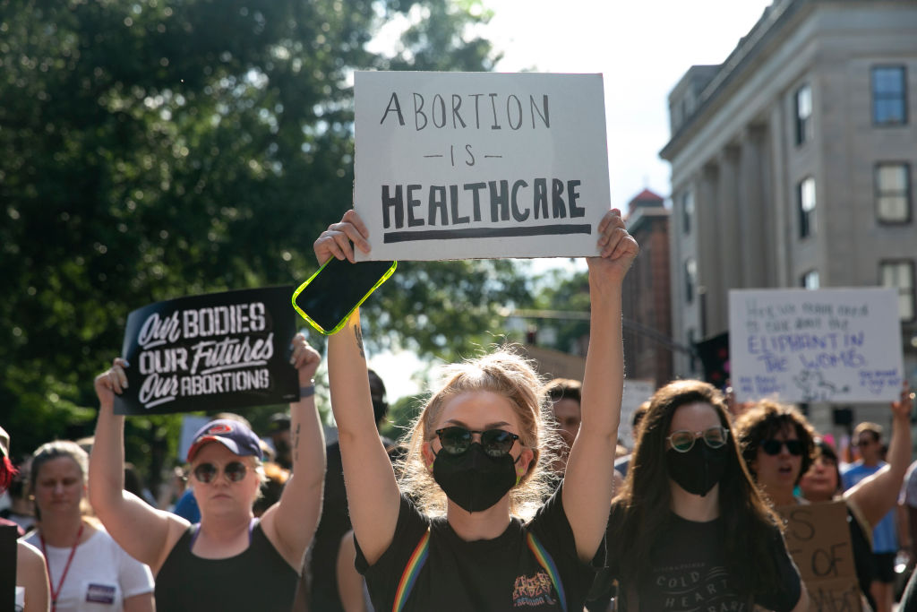 Protests Break Out Across The U.S. As Supreme Court Overturns Roe v. Wade