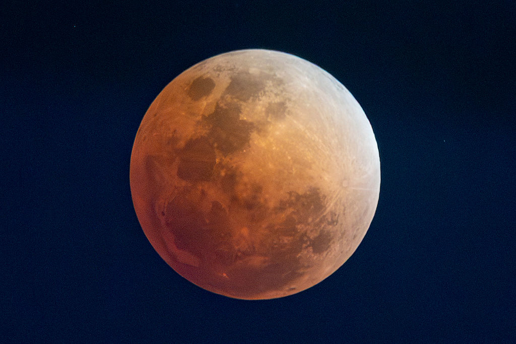 Blood Moon Total Lunar Eclipse Seen In Philippines